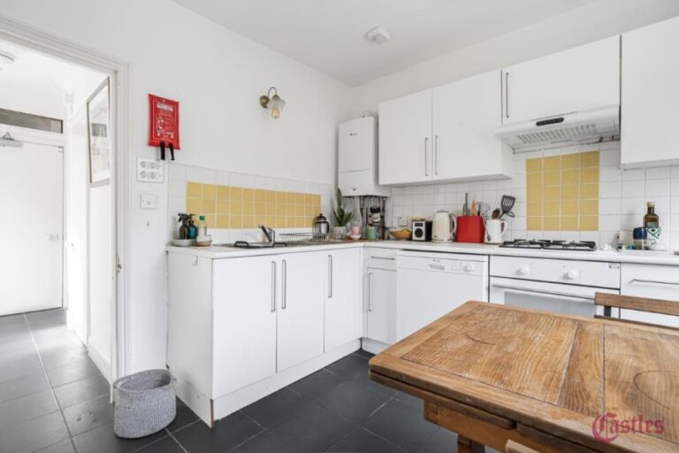 Ferme Park Road, Crouch End, N8 (2730728) Photo 8