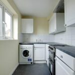 Swaythling Close, Edmonton, N18 (2730320) Photo 2