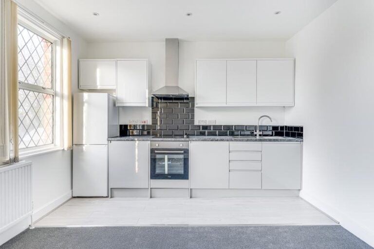 Hertford Road, Enfield, EN3