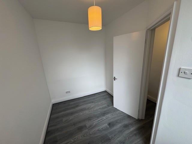 Tillotson Road, Edmonton, N9 (2730313) Photo 5