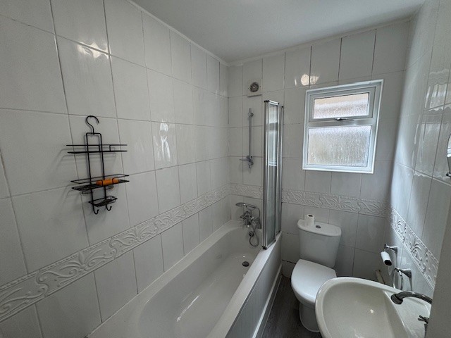 Tillotson Road, Edmonton, N9 (2730313) Photo 4