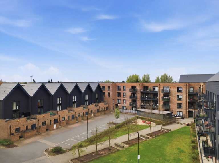 Lea Road, Waltham Abbey