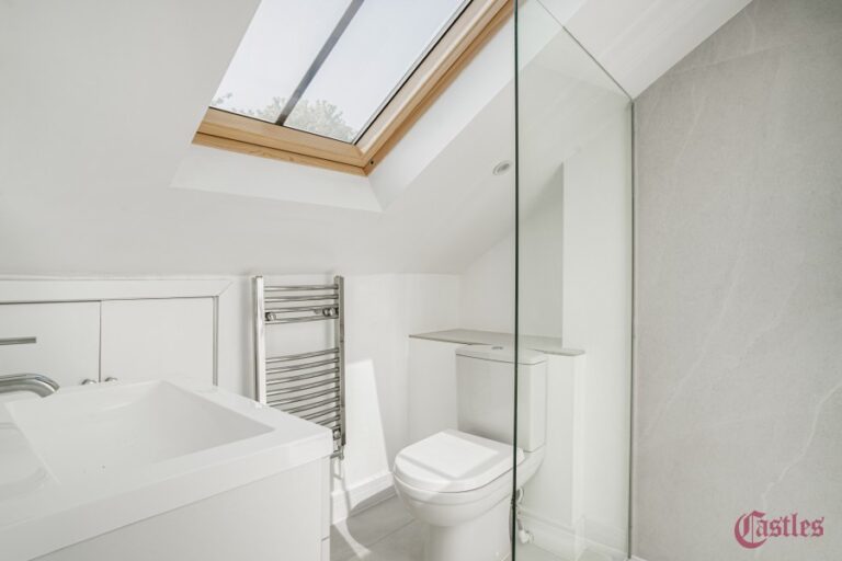 Russell Avenue, Wood Green, N22 (2731174) Photo 16