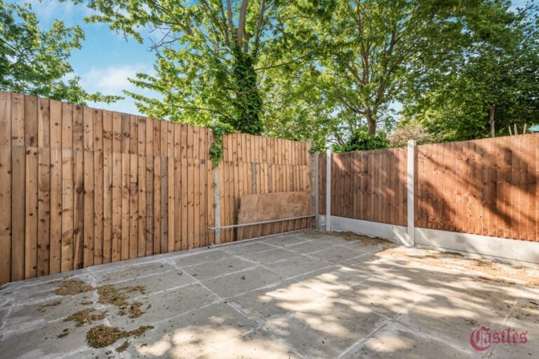 Russell Avenue, Wood Green, N22 (2731174) Photo 23