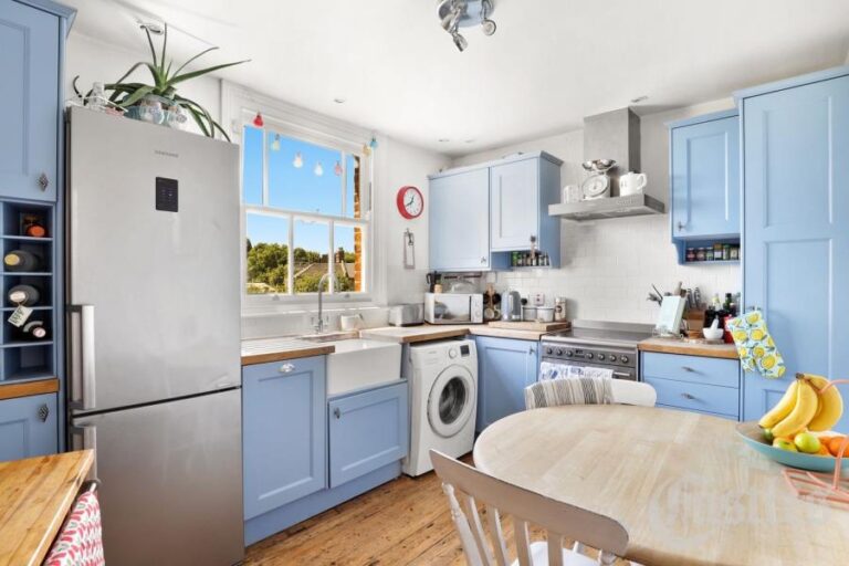 Hornsey Rise Gardens N19 (2273859) Photo 2