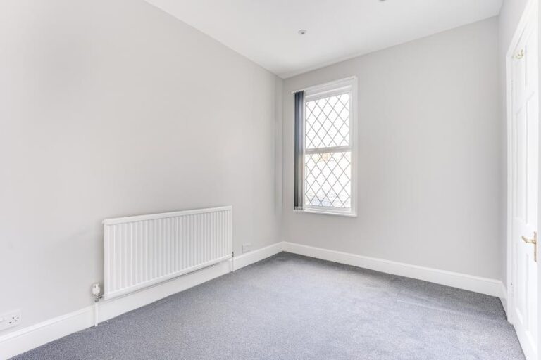 Hertford Road, Enfield, EN3 (2630081) Photo 2