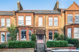 Dickenson Road, N8