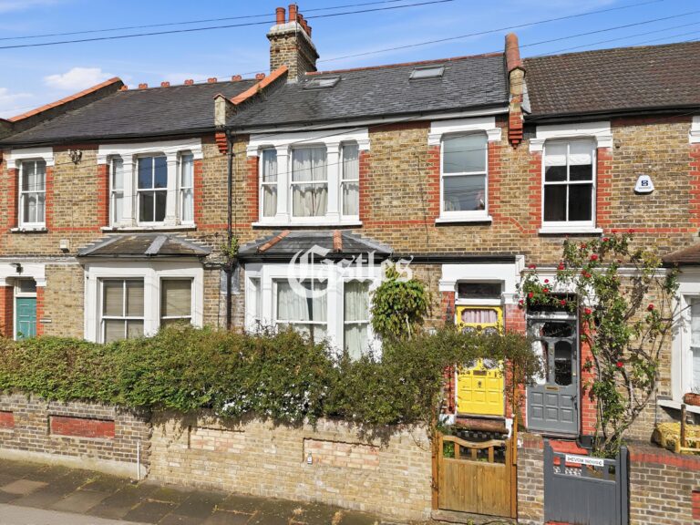 Caversham Road, South Tottenham