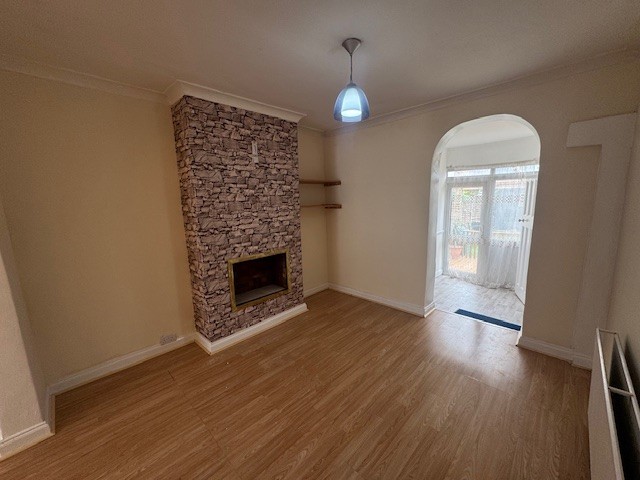 Kingsway, Enfield, EN3 (2711158) Photo 13