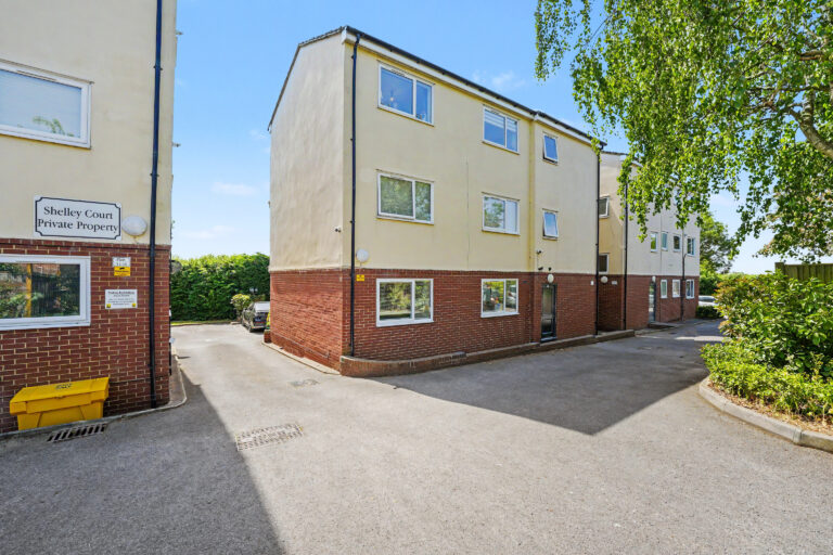 Shelley Court, Waltham Abbey