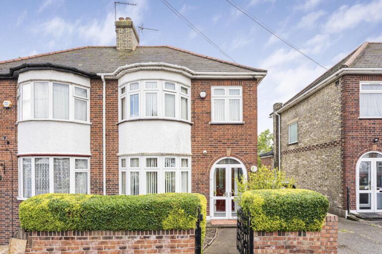 Pentyre Avenue, London