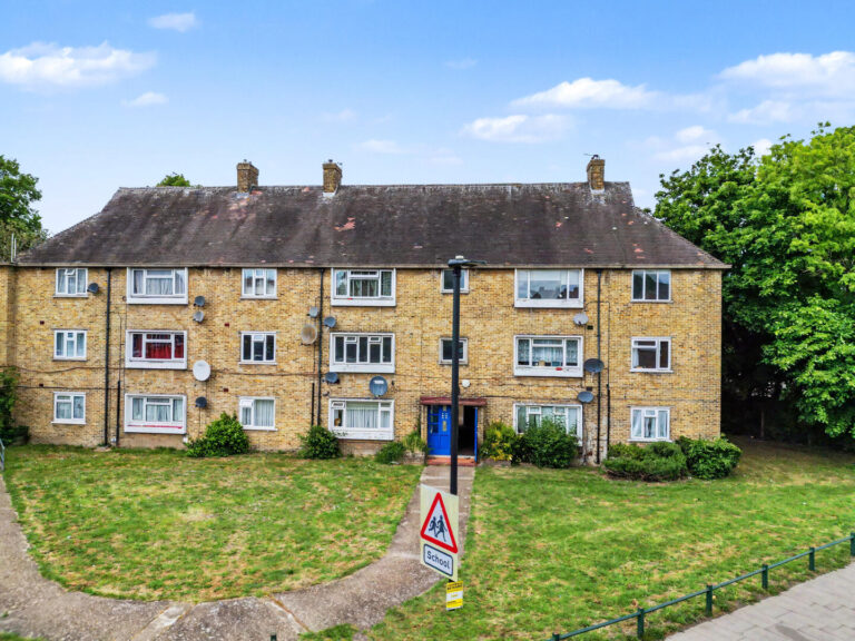 Kempe Road, Enfield