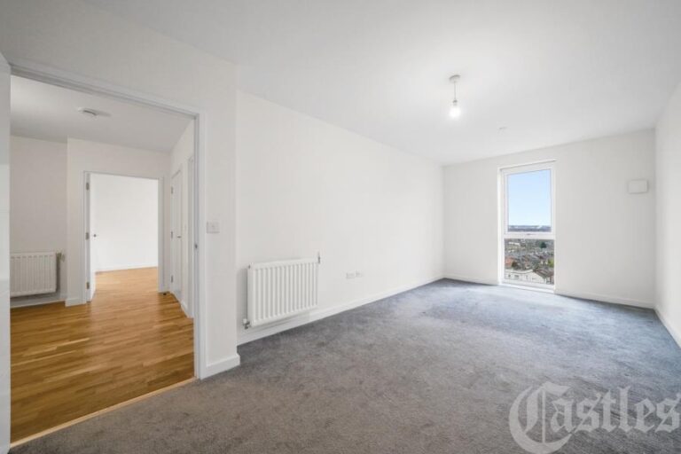 Altitude Point, Hornsey, N8 (2548552) Photo 7