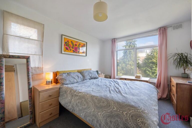 Park Road, Crouch End, N8 (2624474) Photo 2