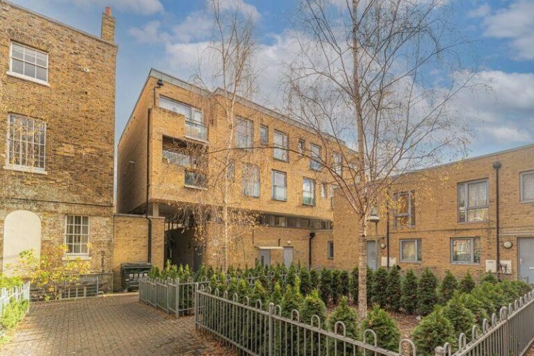 Gascoigne Close, Tottenham, N17