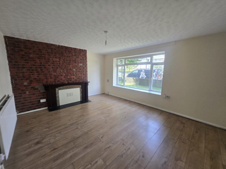Hertford Road, Enfield EN3 5JN (2732210) Photo 4