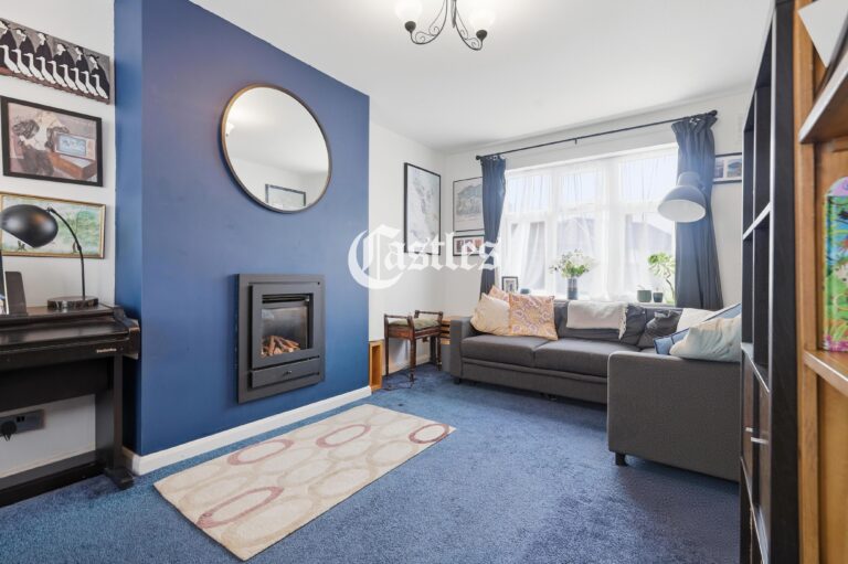 Compton Crescent N17