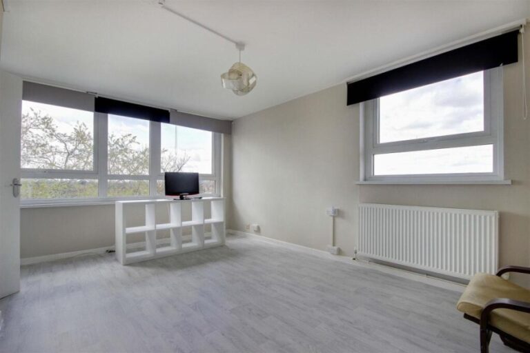 Herm House, Eastfield Road Enfield, EN3 (2732140) Photo 9