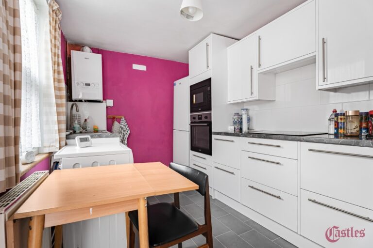 Medcalf Road, Enfield EN3 6HL (2731764) Photo 8