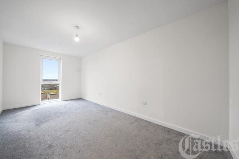 Altitude Point, Hornsey, N8 (2548552) Photo 6