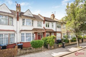 Princes Avenue, Palmers Green N13