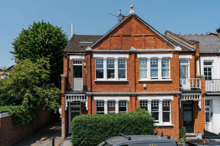 Felix Avenue, N8