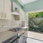 Tottenhall Road, Palmers Green, N13 (2731253) Photo 5