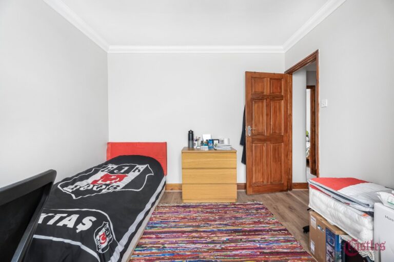 Trinity Avenue, Bush Hill Park, Enfield EN1 (2731765) Photo 18