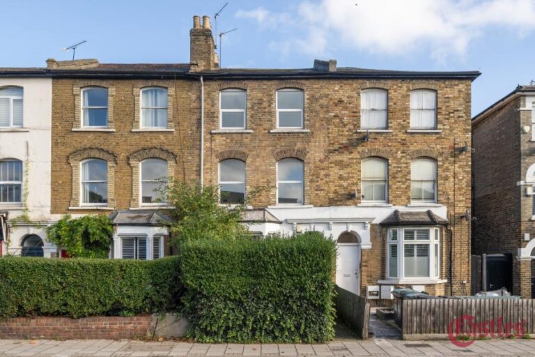 Park Road, Crouch End, N8