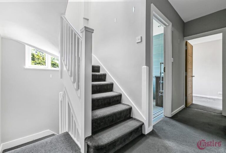 Cedar Road, Enfield, EN2 (2731613) Photo 8