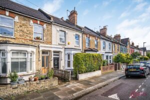 Cheshire Road, N22