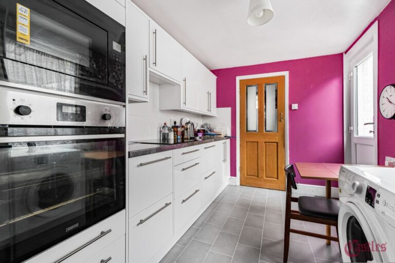 Medcalf Road, Enfield EN3 6HL (2731764) Photo 7