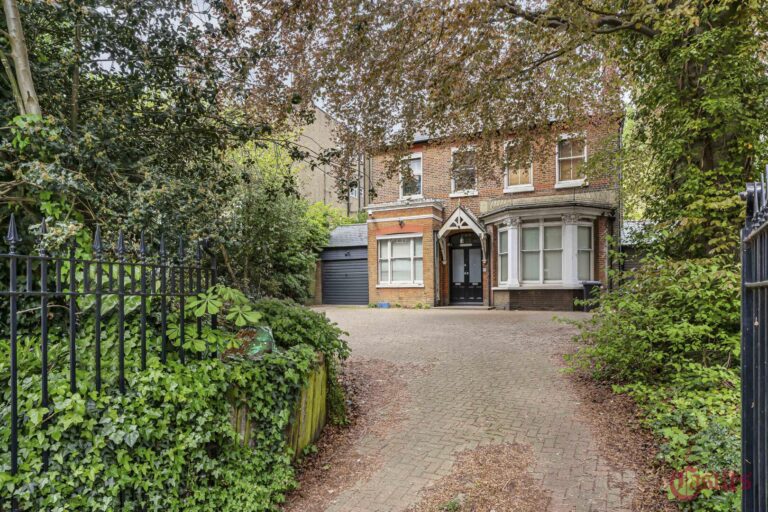 Hornsey Lane, N6