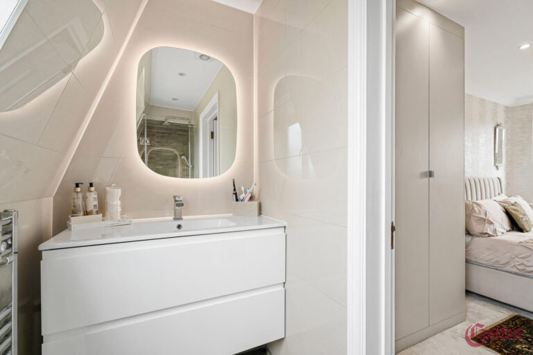 Ensuite