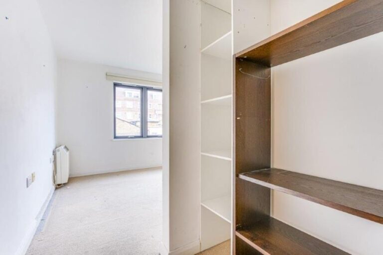 Mackintosh Lane, Hackney, E9 (2631041) Photo 8