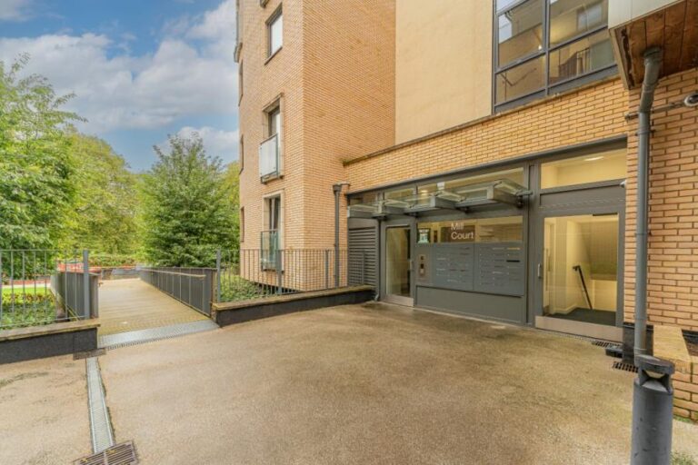 Mill Court, Hackney, E5 (2665406) Photo 13
