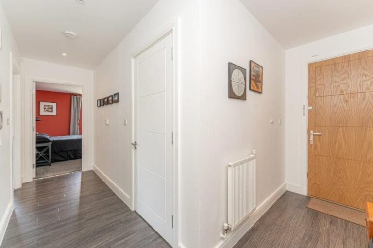 Mill Court, Hackney, E5 (2665406) Photo 10
