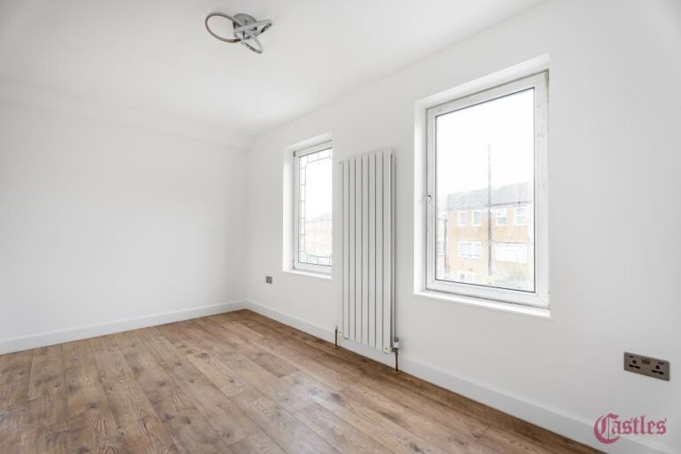 Castle Close, Hackney, E9 (2721237) Photo 19