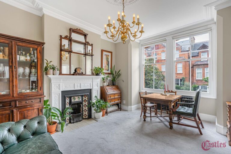 Nelson Road, N8
