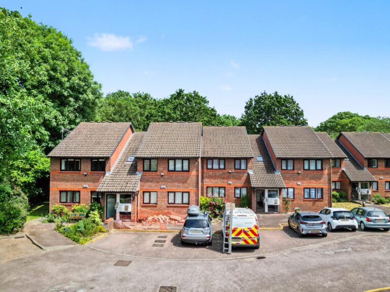 Park Avenue, Enfield
