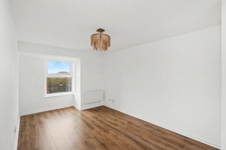 Eleanor Way, Waltham Cross EN8 (2732656) Photo 9