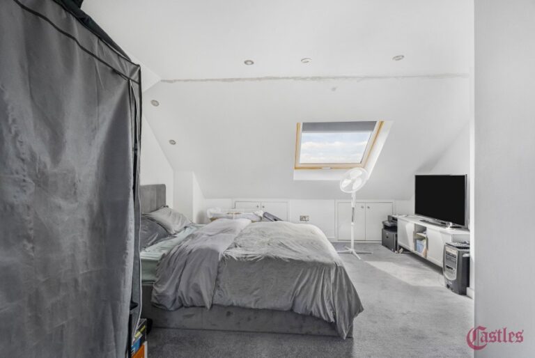 Leyburn Road, Edmonton, N18 (2733034) Photo 13