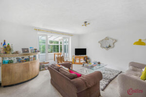 Leigh Hunt Drive, N14