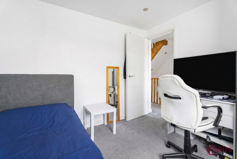 Leyburn Road, Edmonton, N18 (2733034) Photo 9