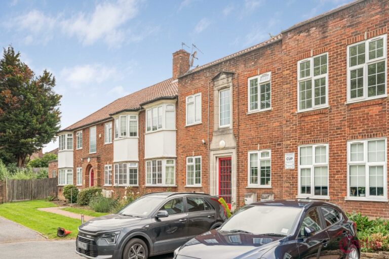 The Grange, Grange View Road, Whetstone N20 (2733052) Photo 15