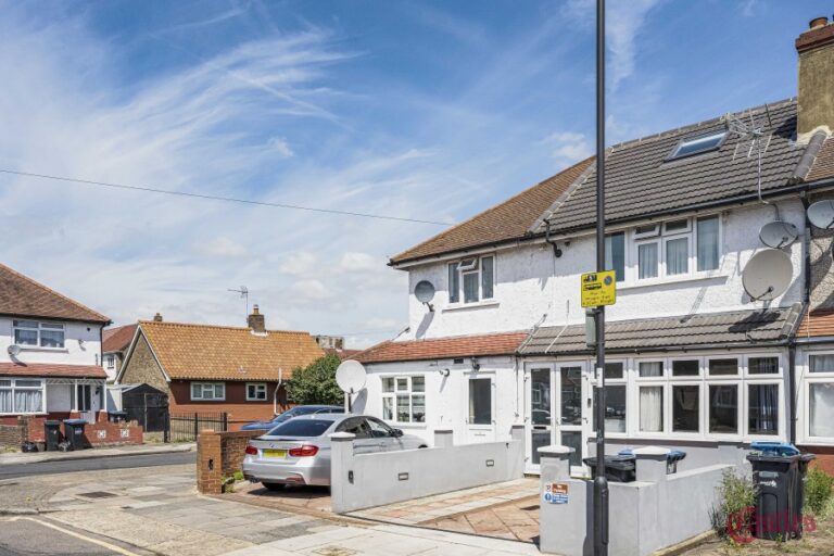 Leyburn Road, Edmonton, N18 (2733034) Photo 20