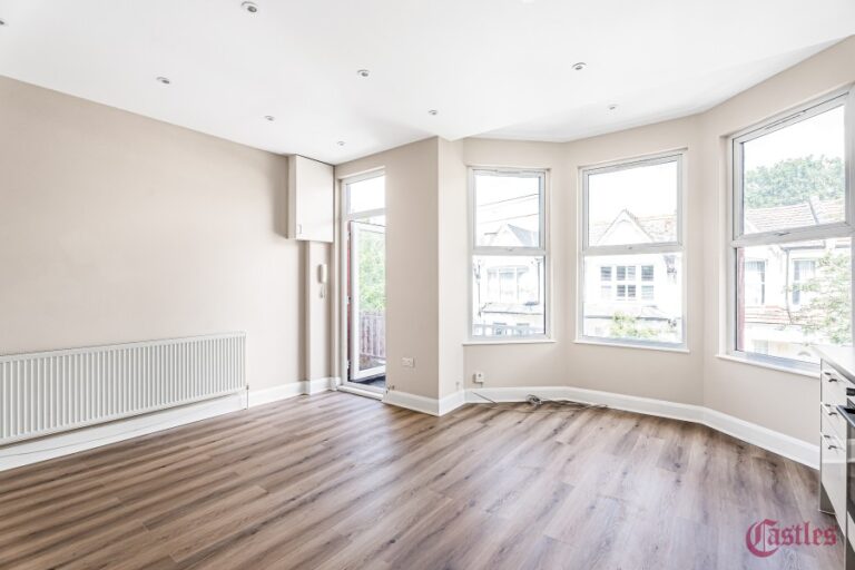 Arcadian Gardens, Wood Green London N22 (2732328) Photo 5