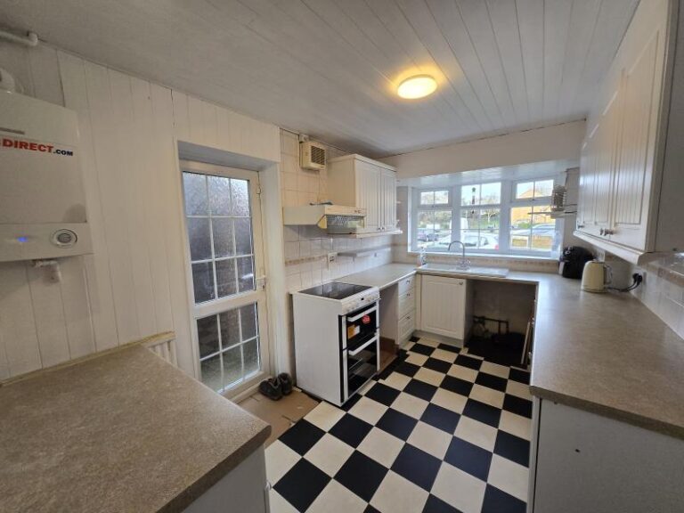 Prospect Road, Cheshunt, EN8 (2705541) Photo 8