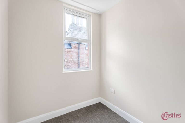 Arcadian Gardens, Wood Green London N22 (2732328) Photo 14