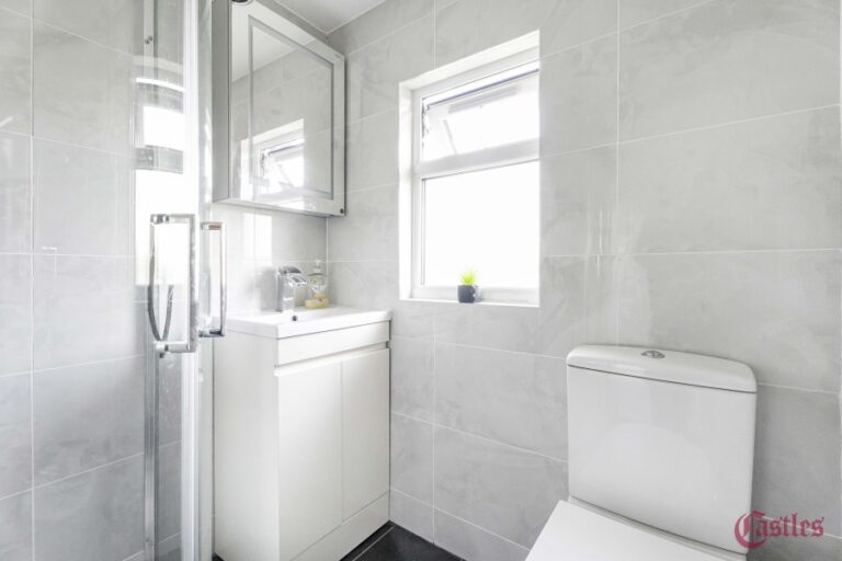 Leyburn Road, Edmonton, N18 (2733034) Photo 16